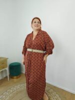 Φόρεμα εμπριμέ ακάι Plus - Image 4