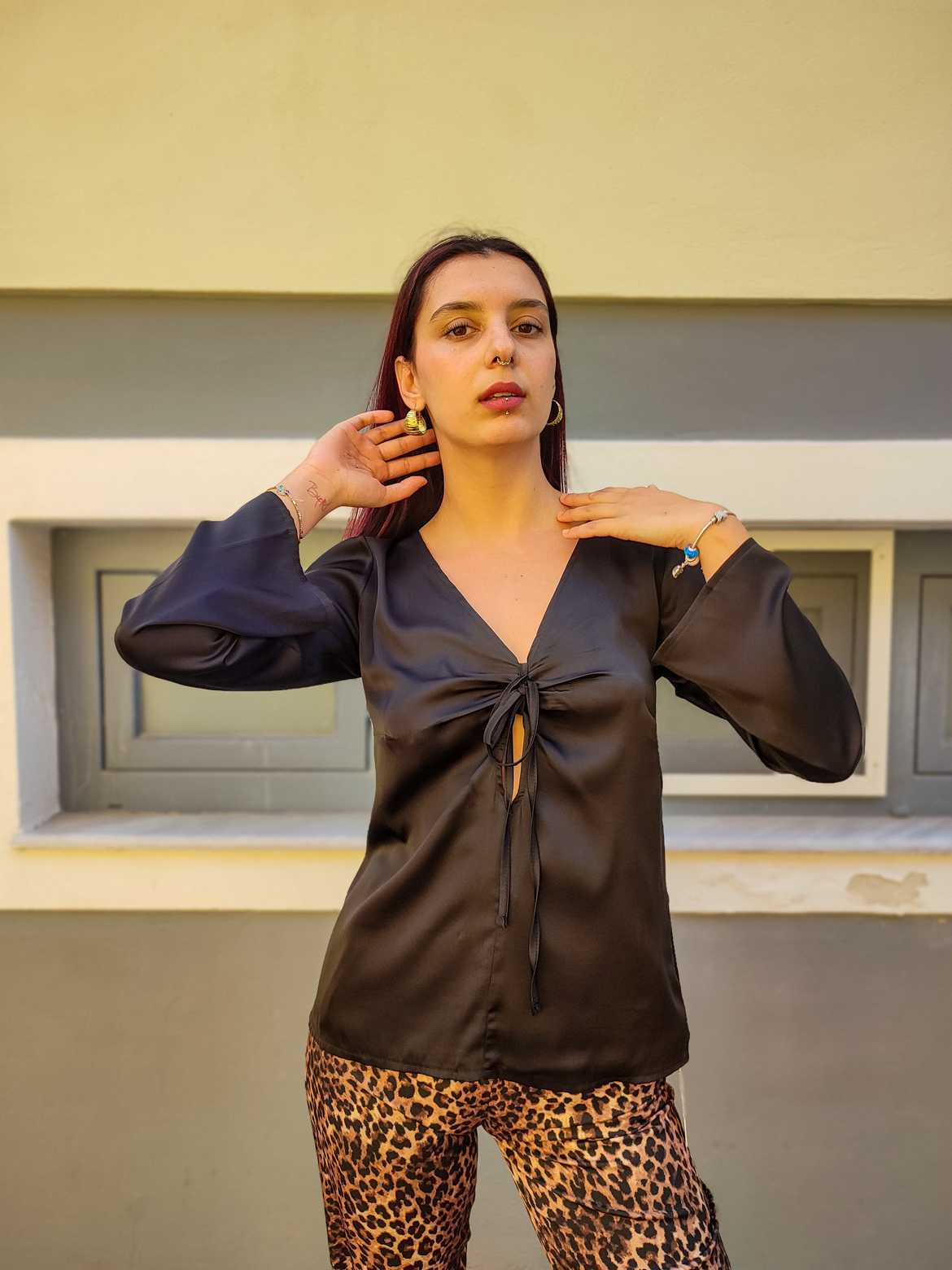 IMG_20241011_121608 Μπλούζα Σατέν με δέσιμο - Image 1