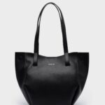 Bree Black Light Gold