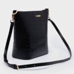 Cecilia Black Light Gold