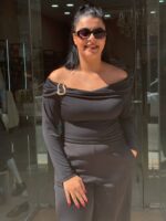 Μπλούζα μαύρη με αγκράφα