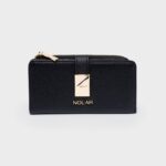 Savvina Black Light Gold