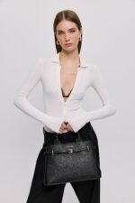 Velinia Black Light Gold - Image 4