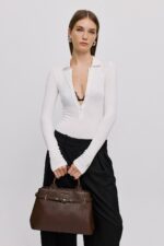 Velinia Chocolate Brown - Image 4