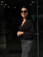 Ζακέτα μαύρη με τσέπες - Image 3