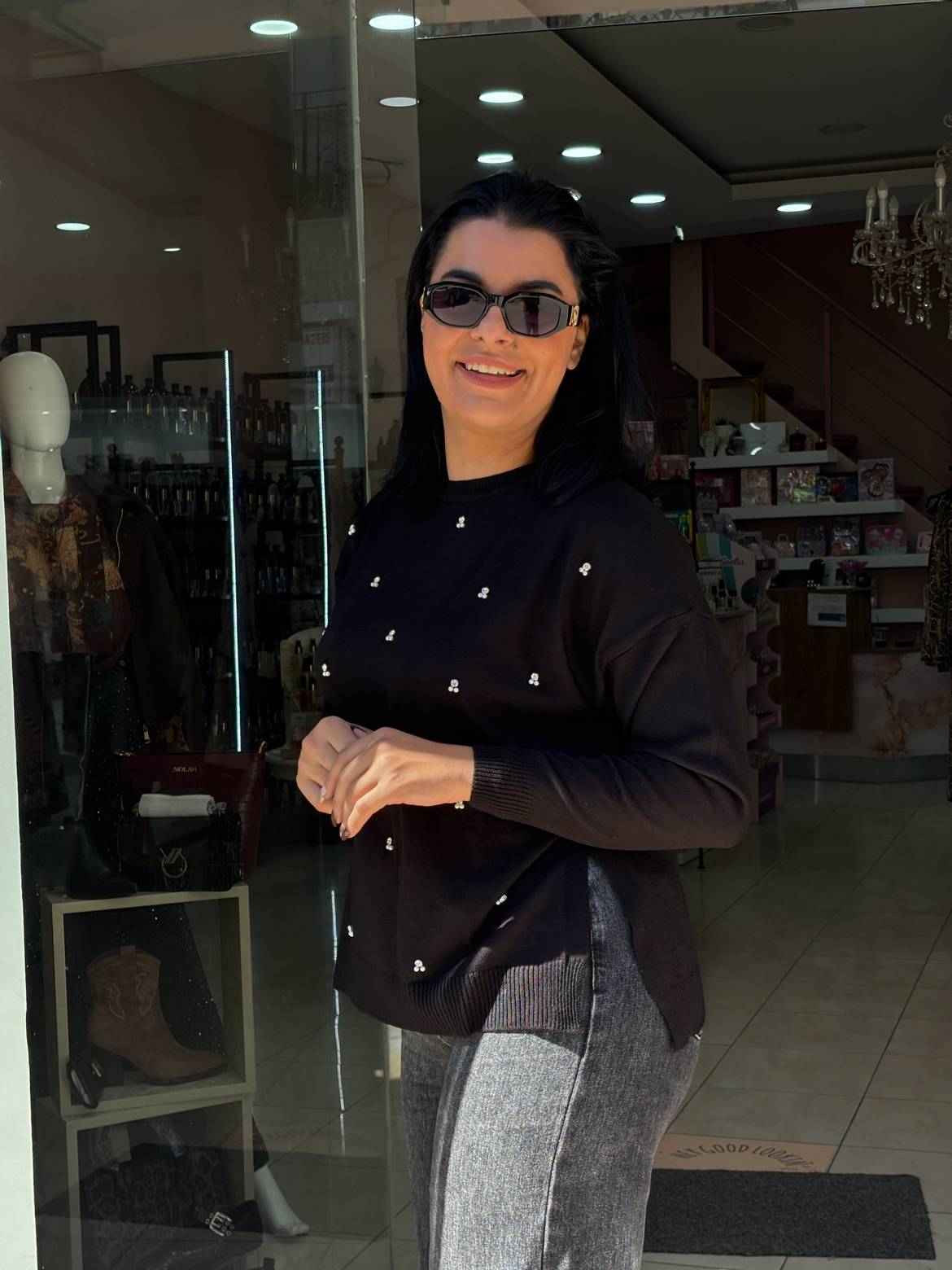 IMG_3556 Μπλούζα πλεκτή μαύρη πέρλες - Image 1