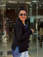 Ζακέτα με πέρλες στον ώμο μαύρη - Image 3