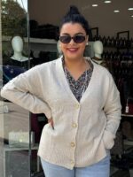 Ζακέτα με πέρλες στον ώμο λεύκη