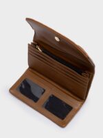 Violet Brown - Image 4