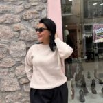 Μπλούζα πλεκτή μπεζ με πέρλα κ στρας