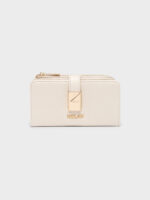Savvina ivory