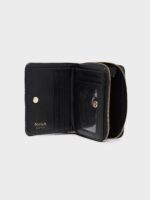 Winnie Black - Image 2