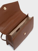 Mia Brown - Image 3